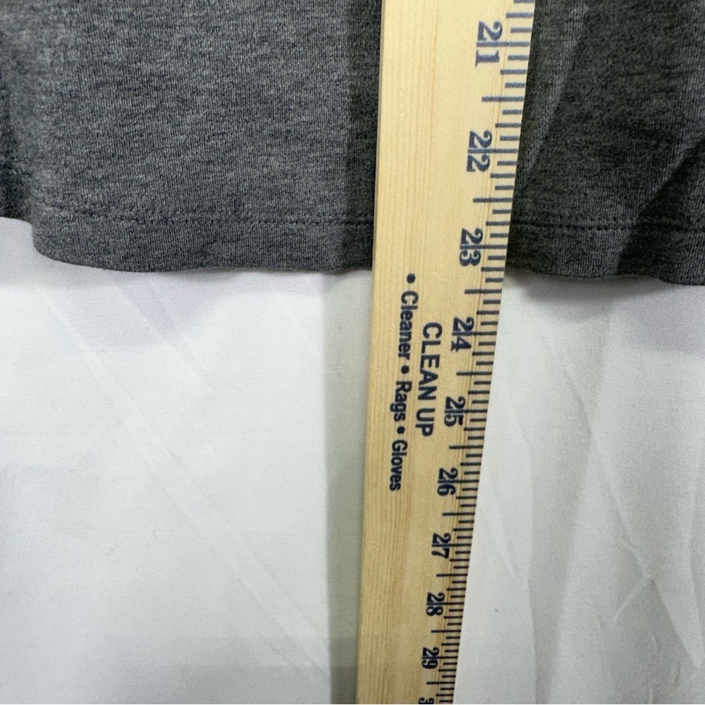 Isaac Mizrahi Live Essentials Gray Long Sleeve Knit Top Women’s Size Small - Picture 4 of 4